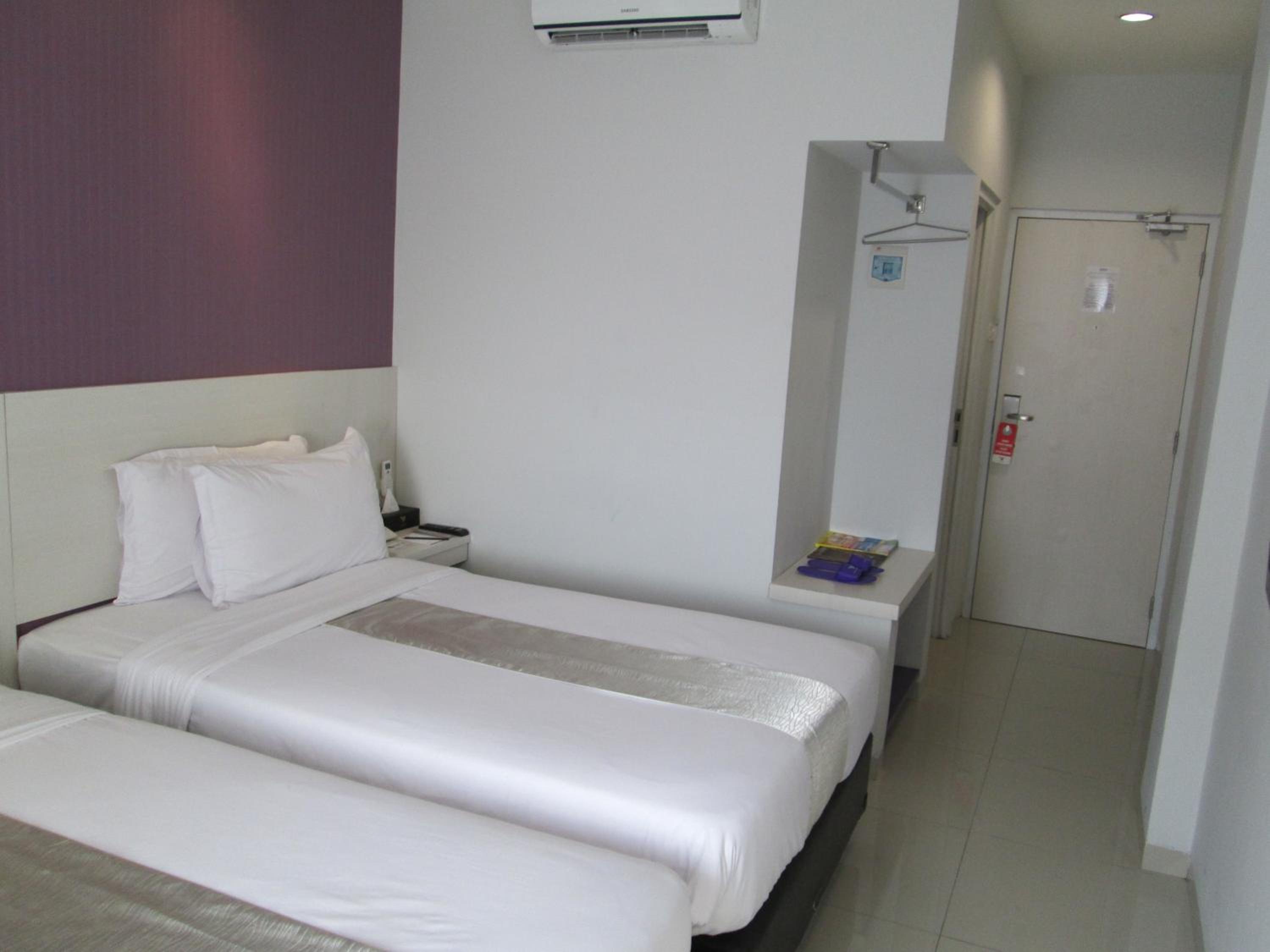 Smart, Double or Twin Bed