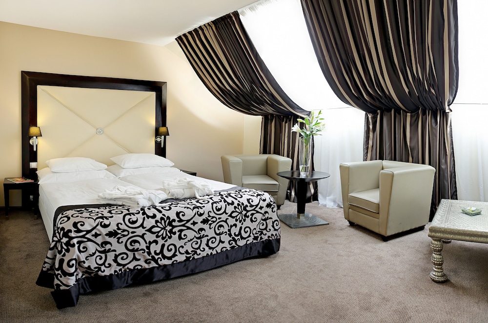 Grandior Hotel Prague 13/71