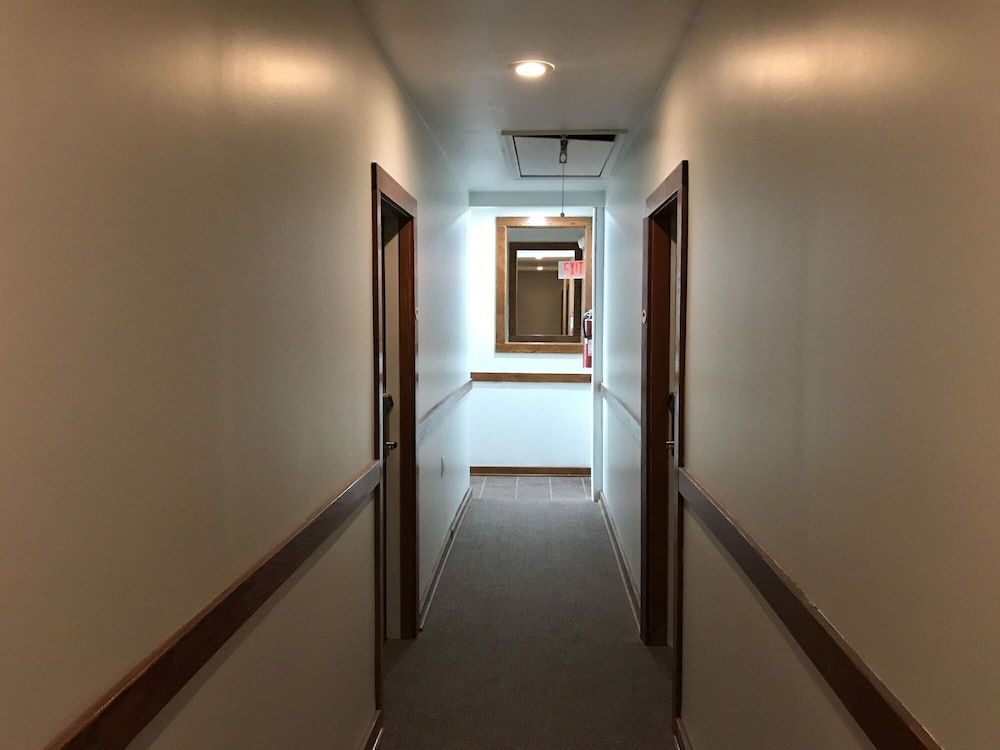 Motel6 Front Royal, VA 38/53