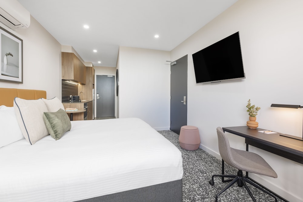 Punthill Essendon North Apartment Hotel 17/36