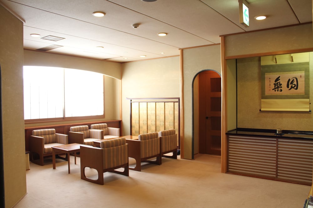Sakanoue 32/48