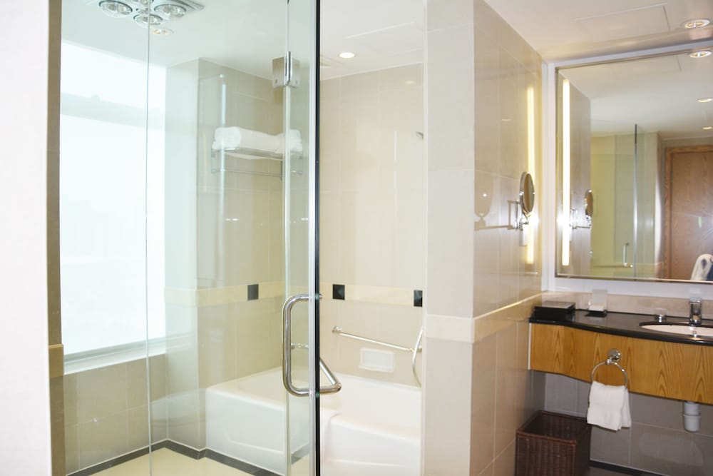 Hyatt Centric Zhongshan Park Shanghai 76/77