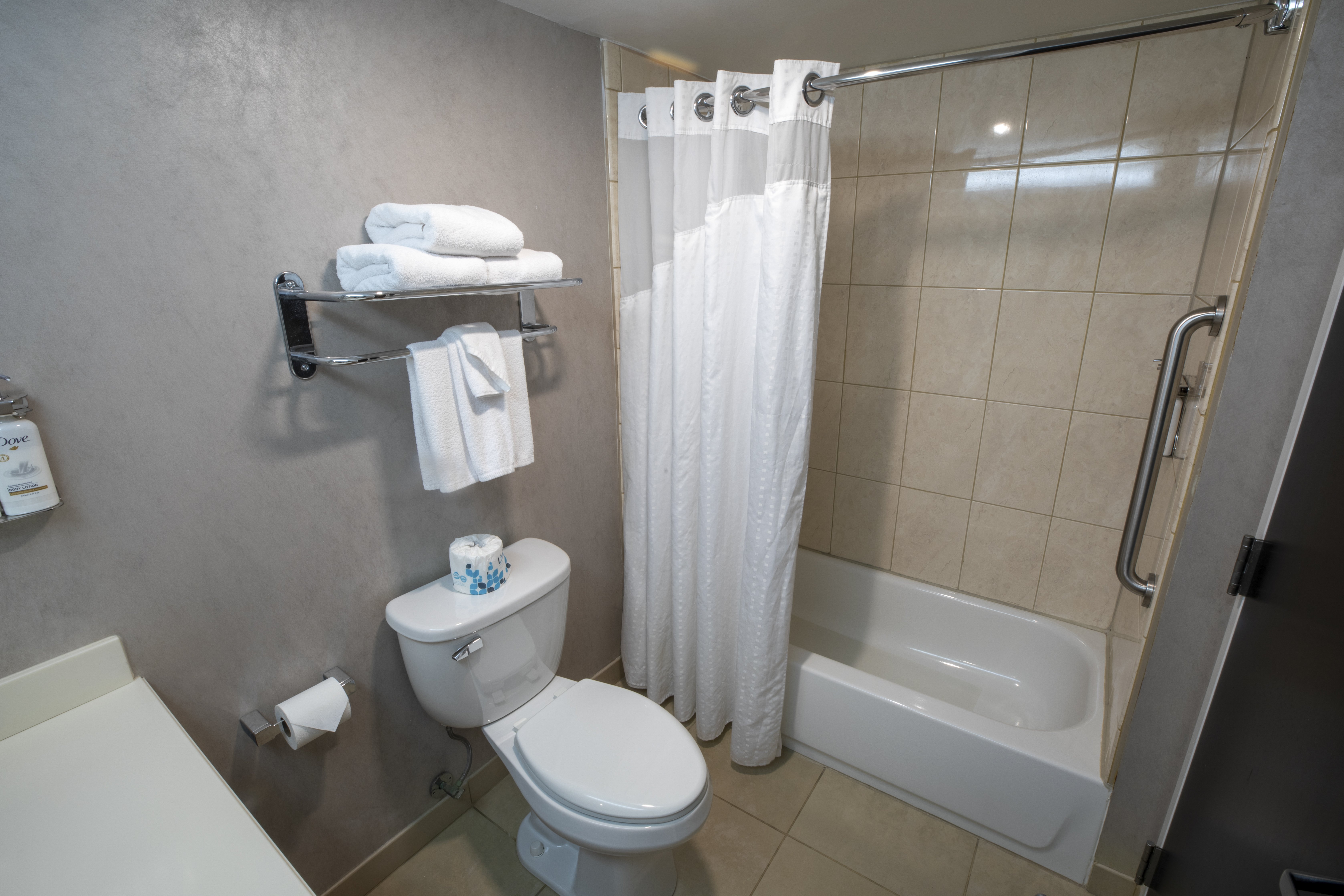 Holiday Inn Wilmington 49/50