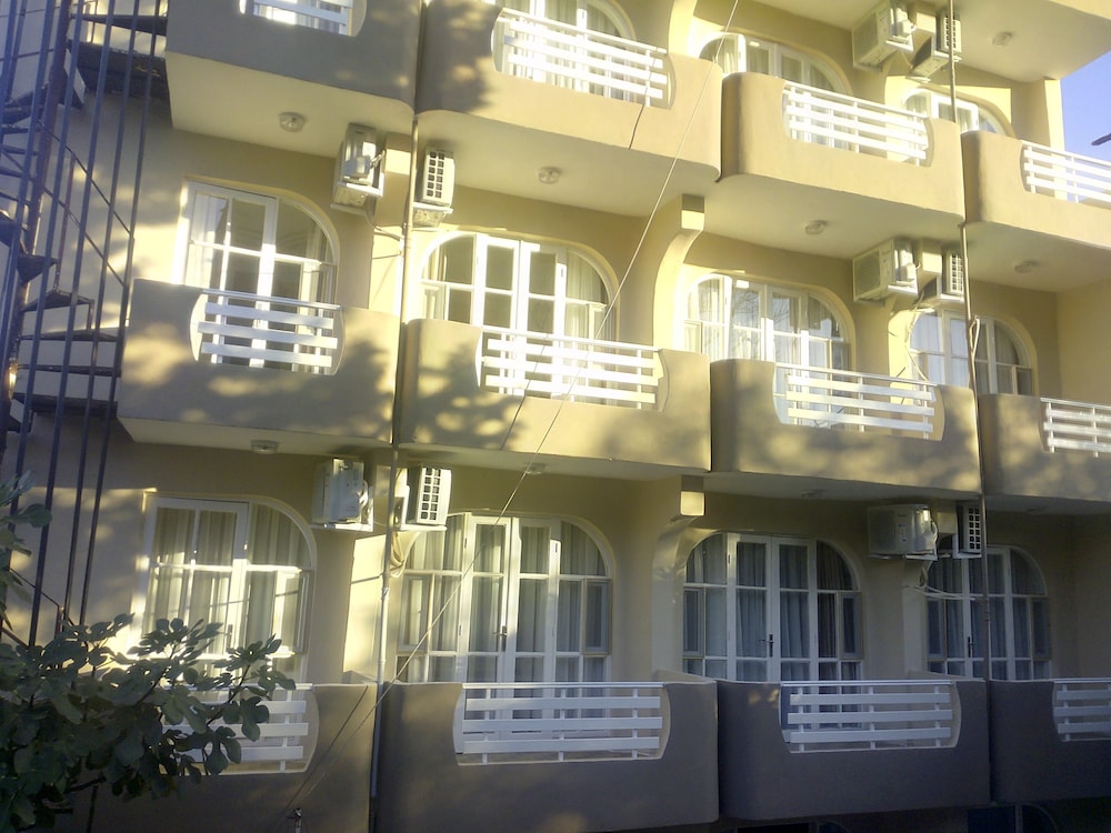 Nicea Hotel 2/60