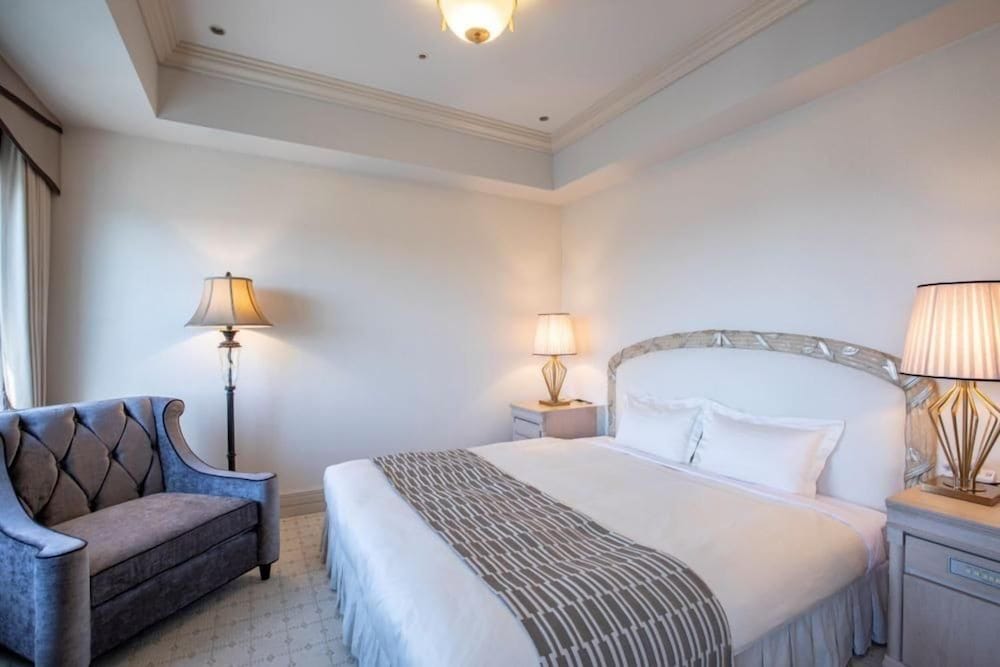 Hotel Cadenza Tokyo 30/65