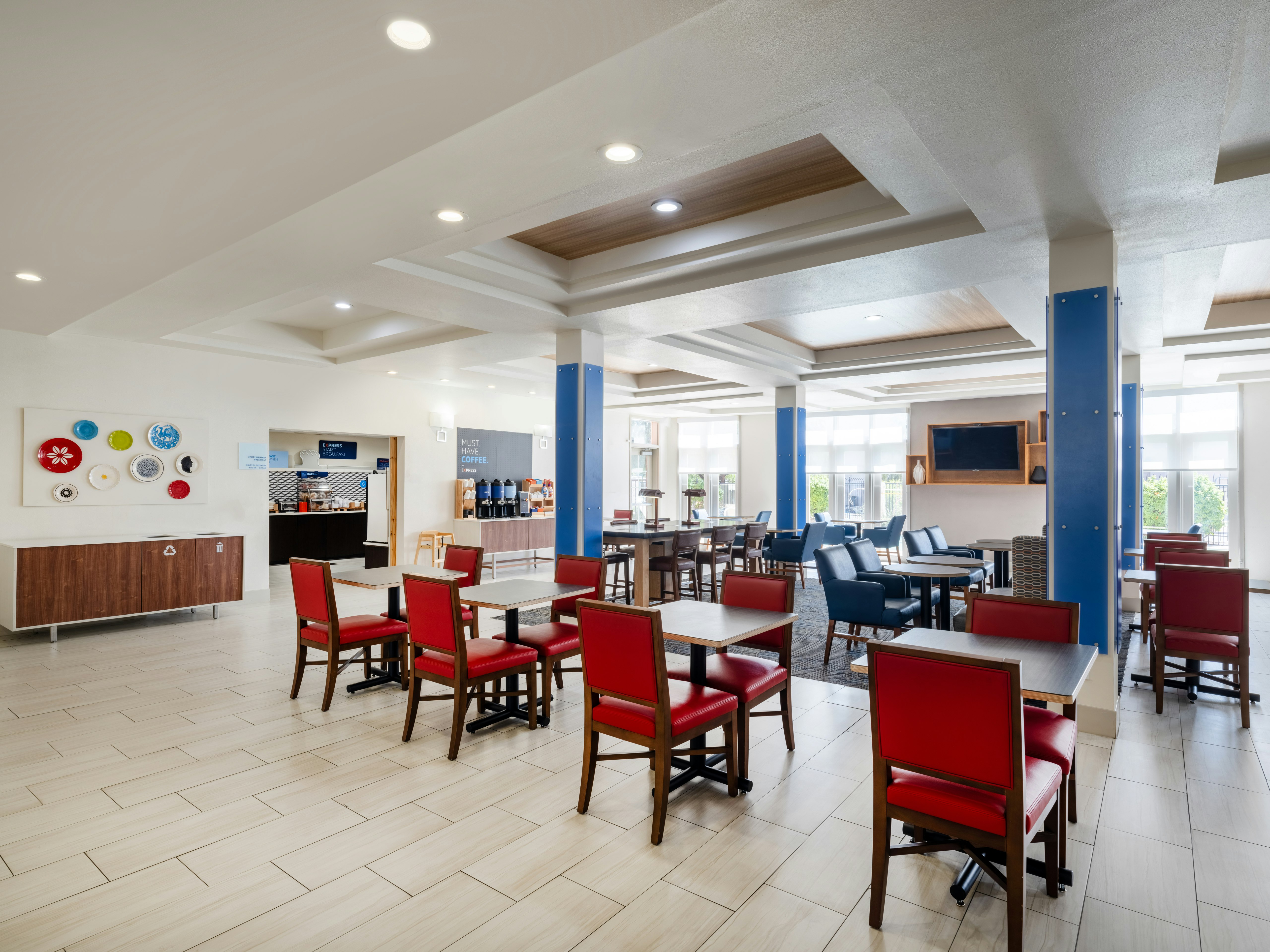 Holiday Inn Express Hotel Suites Tucson 45/62