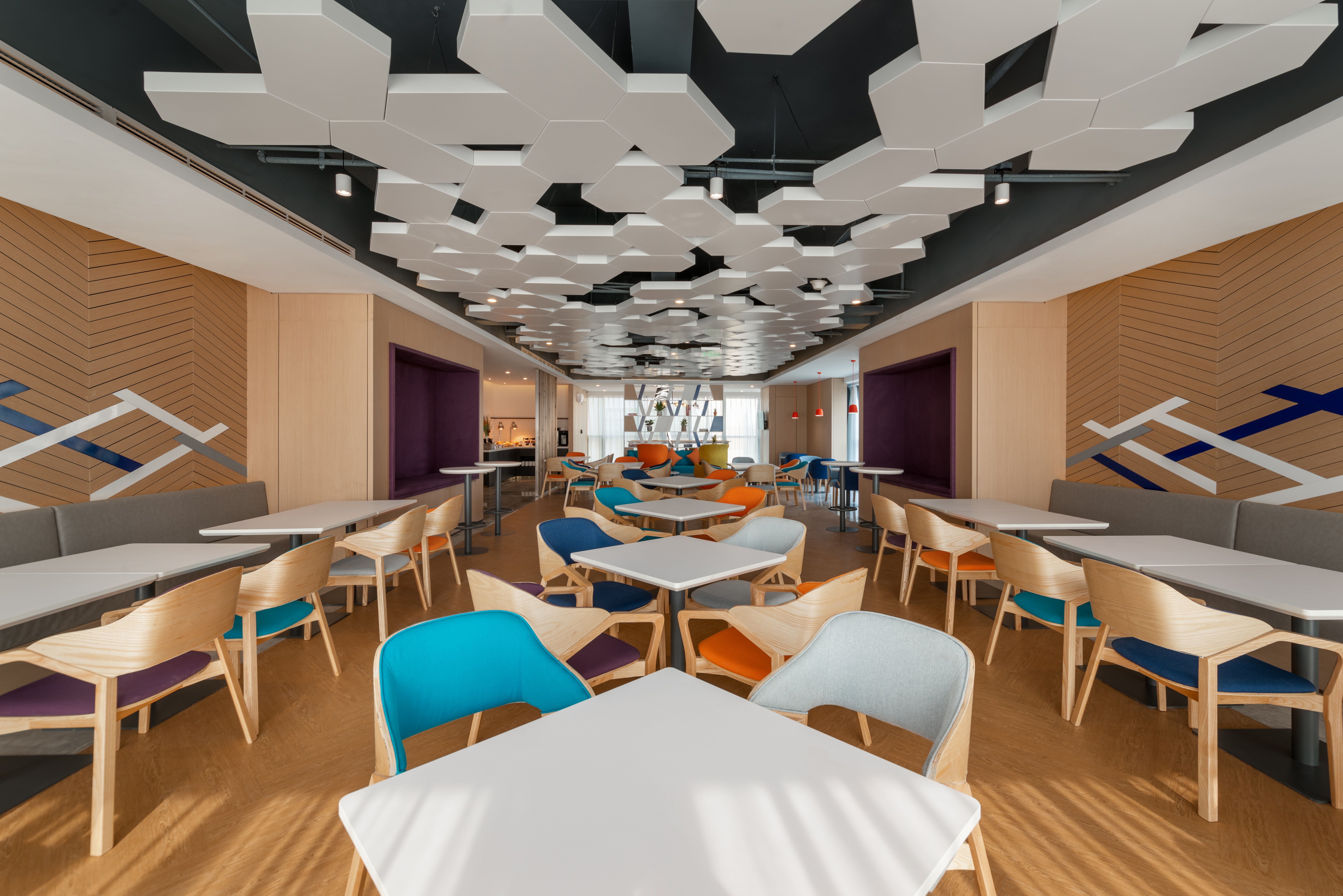 Holiday Inn Express Linyi North New District 30/47