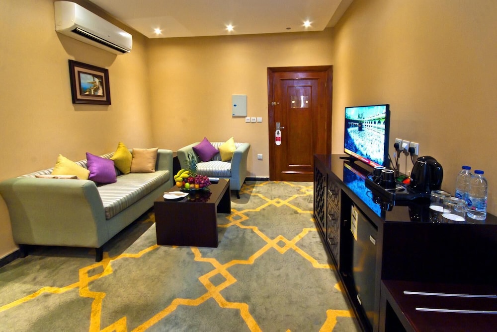 فندق ديار الحمراء(Dyar Al Hamra Hotel) 17/26