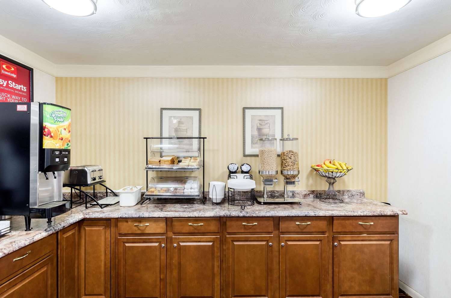 Howard Johnson by Wyndham Malden Boston Area 7/15