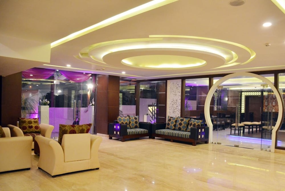 Gen X Casaya Inn Hotel Lucknow 11/20