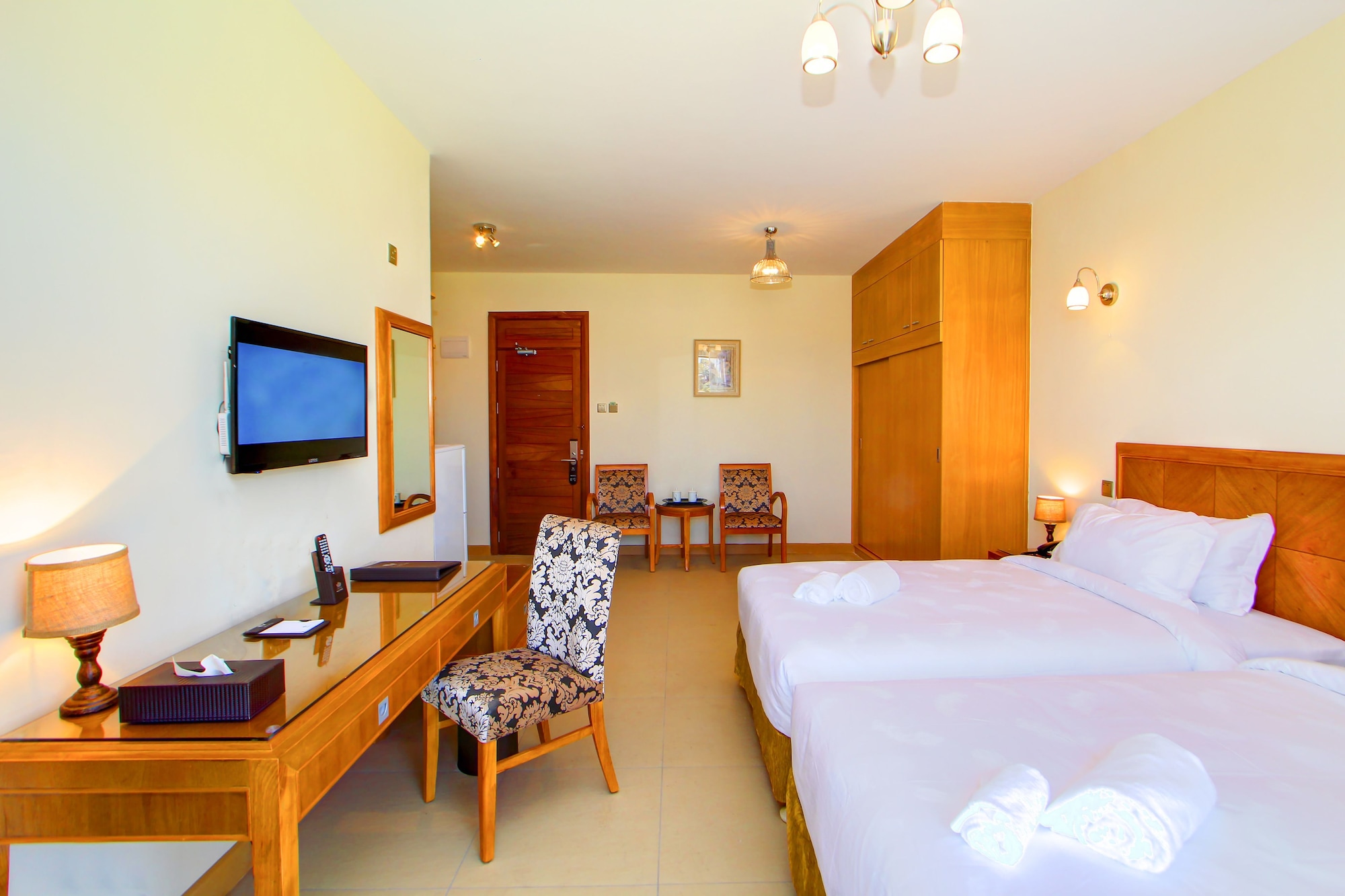Suite, Park View