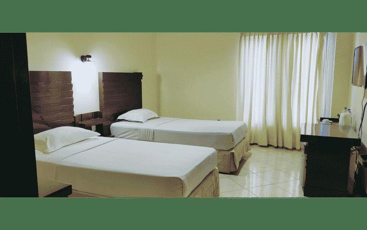 Grand Wisata Hotel Flores 3/12