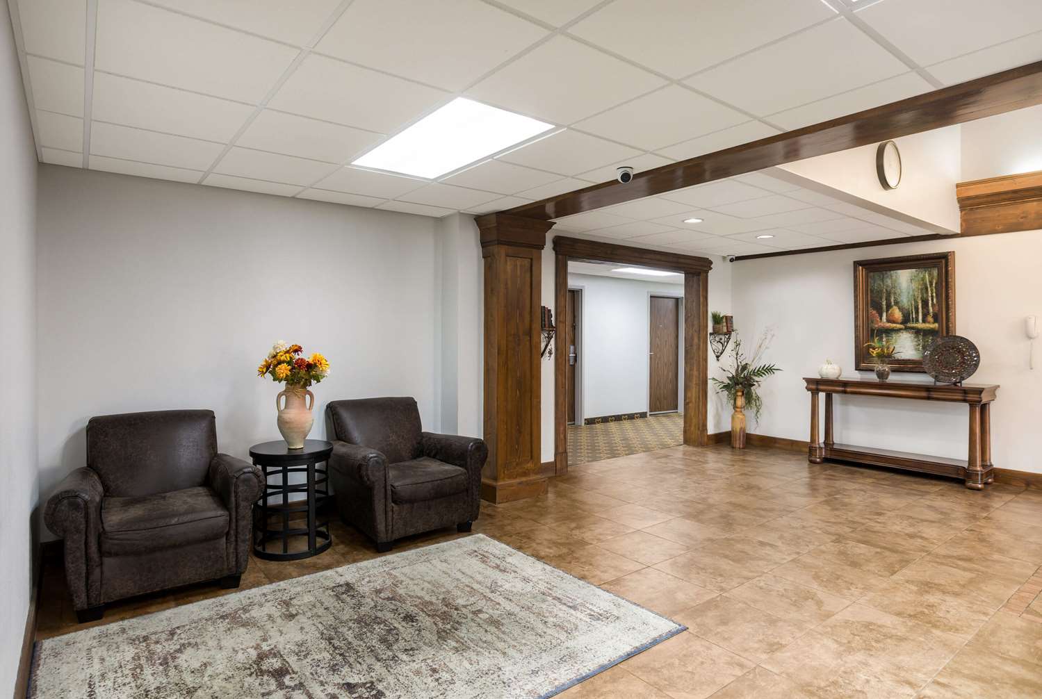 Quality Inn & Suites Monterey I-40 12/21