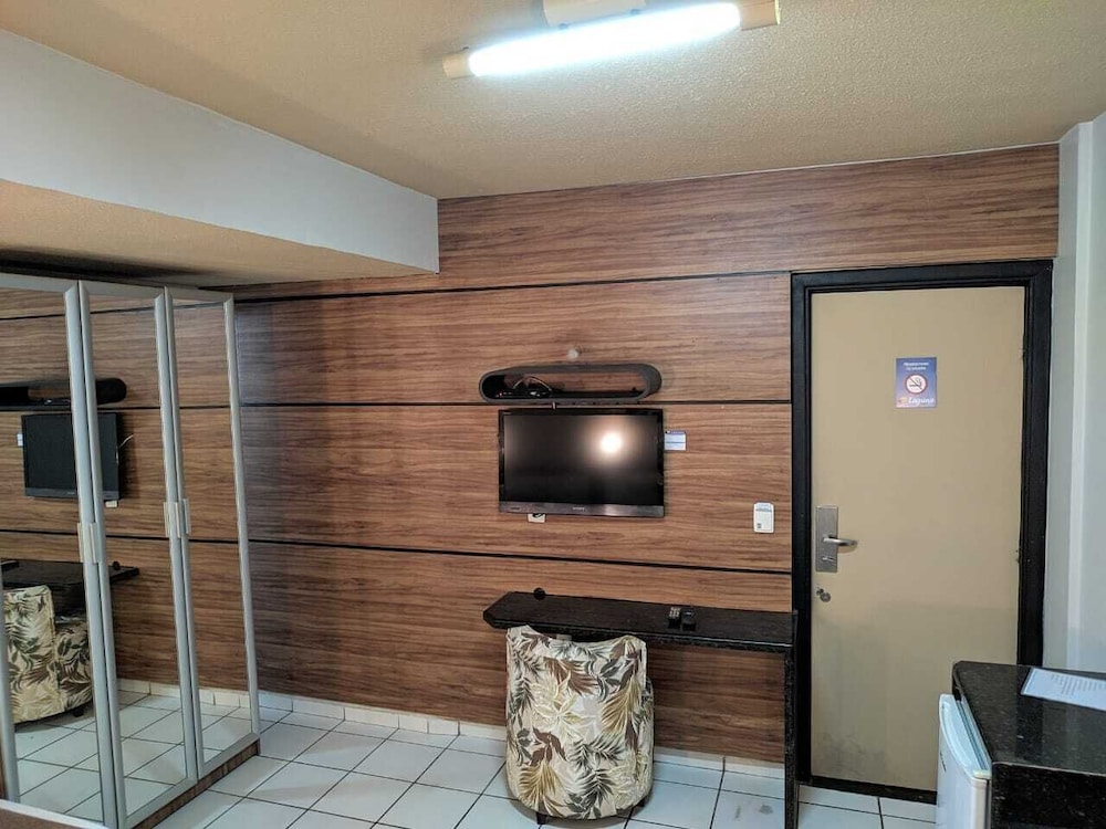 LAGUNA PRAIA HOTEL 5/42