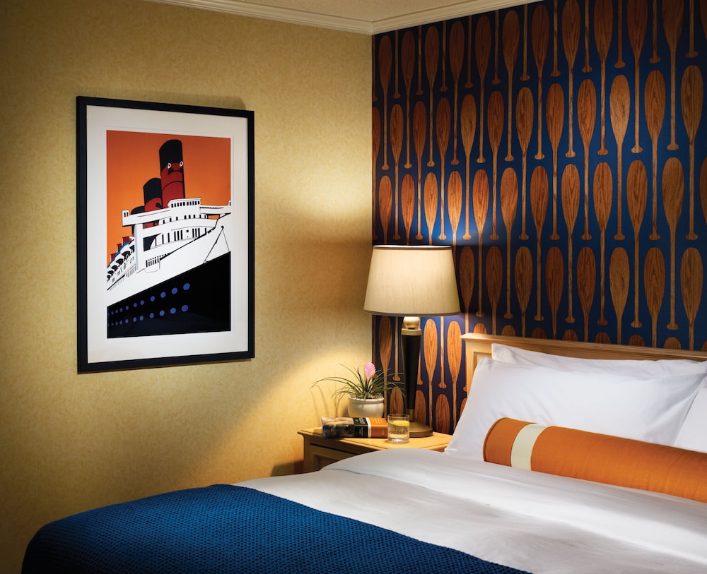 Waterfront Hotel - JDV by Hyatt 20/55