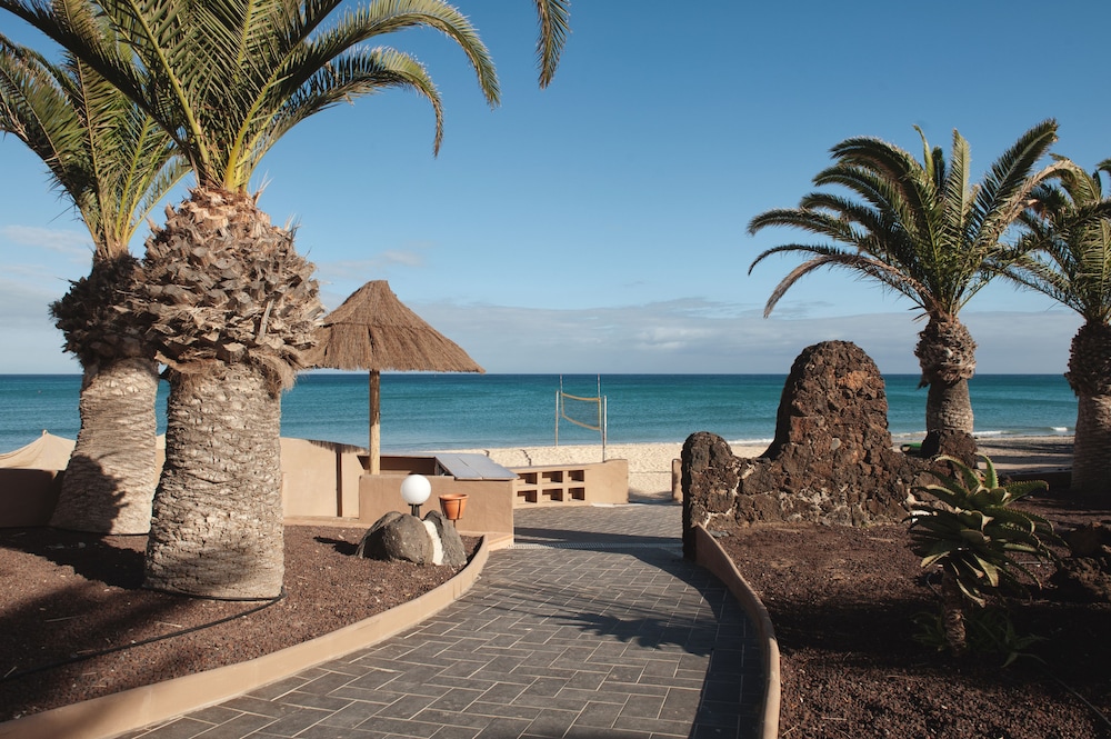Sotavento Beach Club 32/39