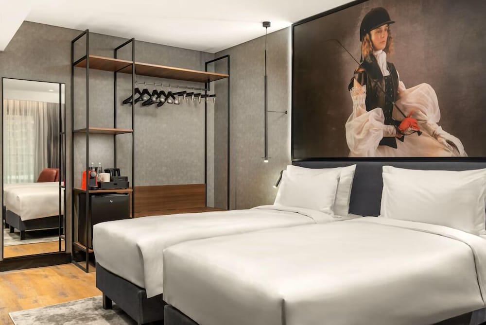 Radisson RED Izmir Point Bornova 20/59