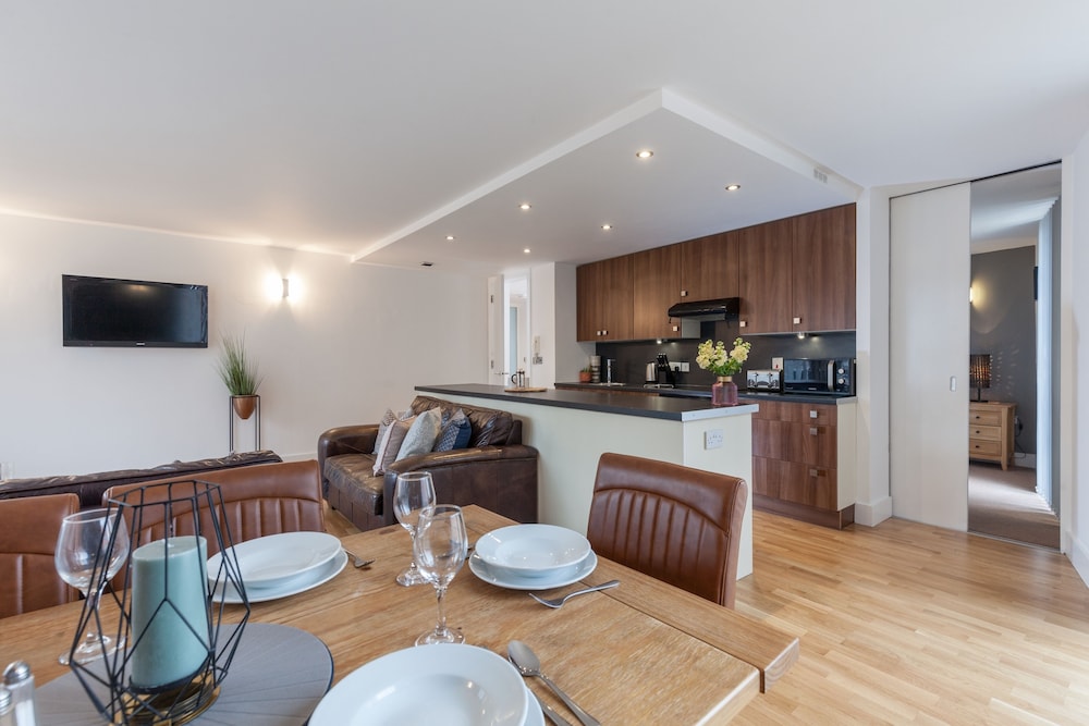 Kspace Sinclair Serviced Apartments 22/30