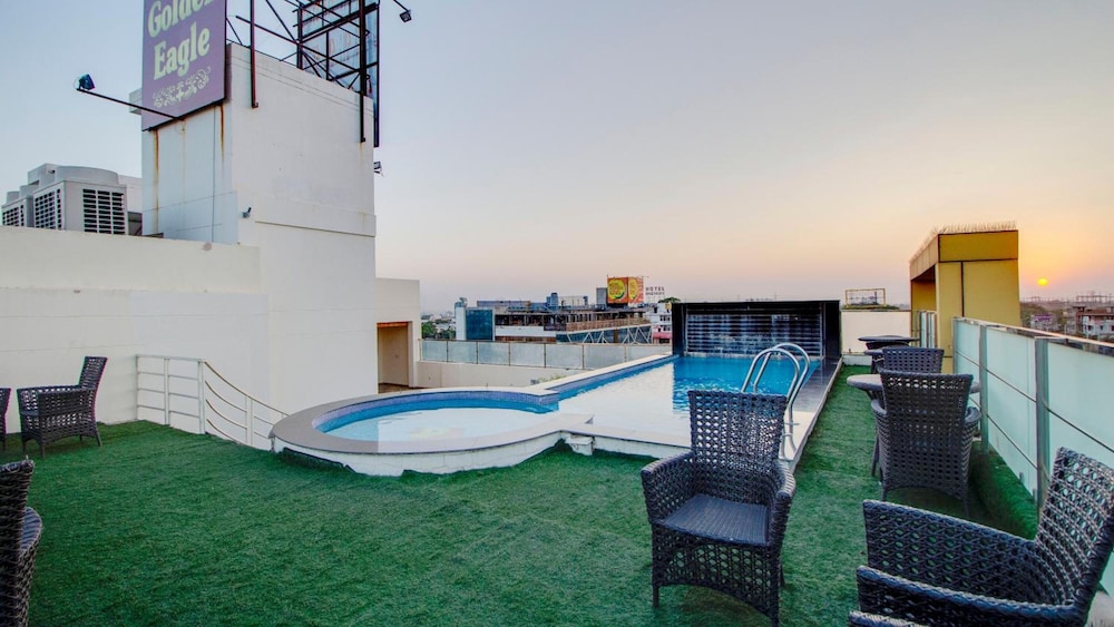 Golden Eagle By Keshav Global Hotels 38/40