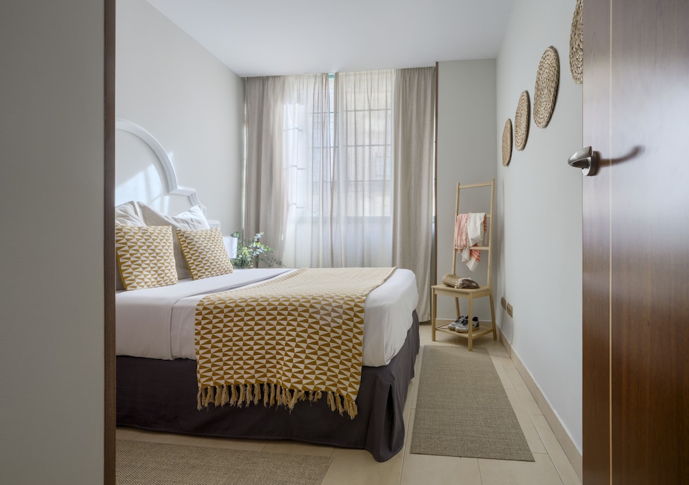 Apartamentos Suites Oficentro 25/72