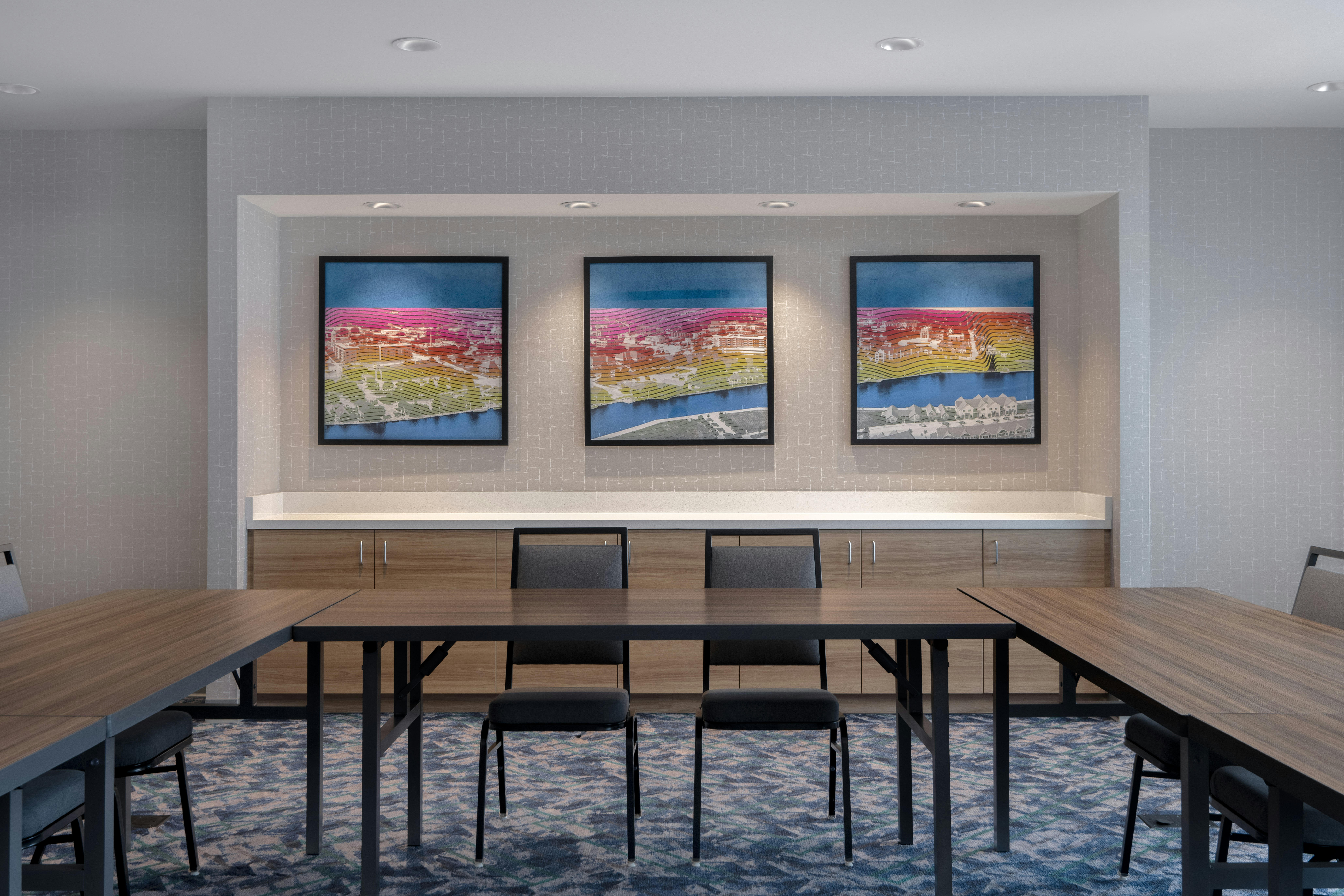 Home2 Suites by Hilton Sheboygan 22/29