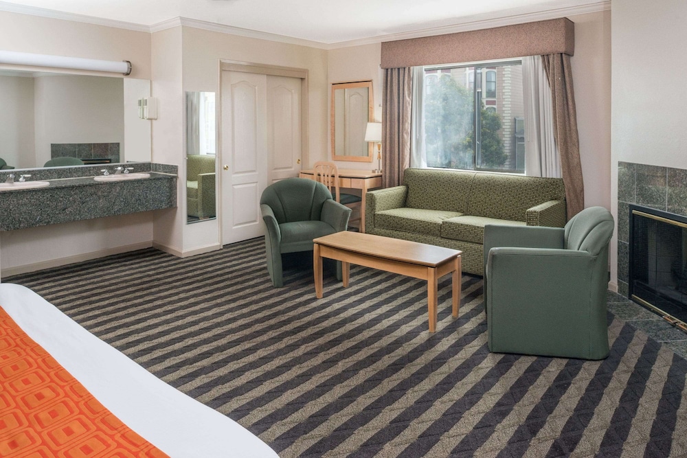 SureStay by Best Western San Francisco Marina District 25/34