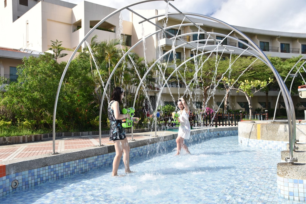 Howard Beach Resort Kenting 62/70
