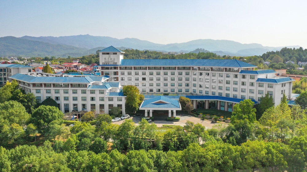 C&D Resort Wuyishan 5/47