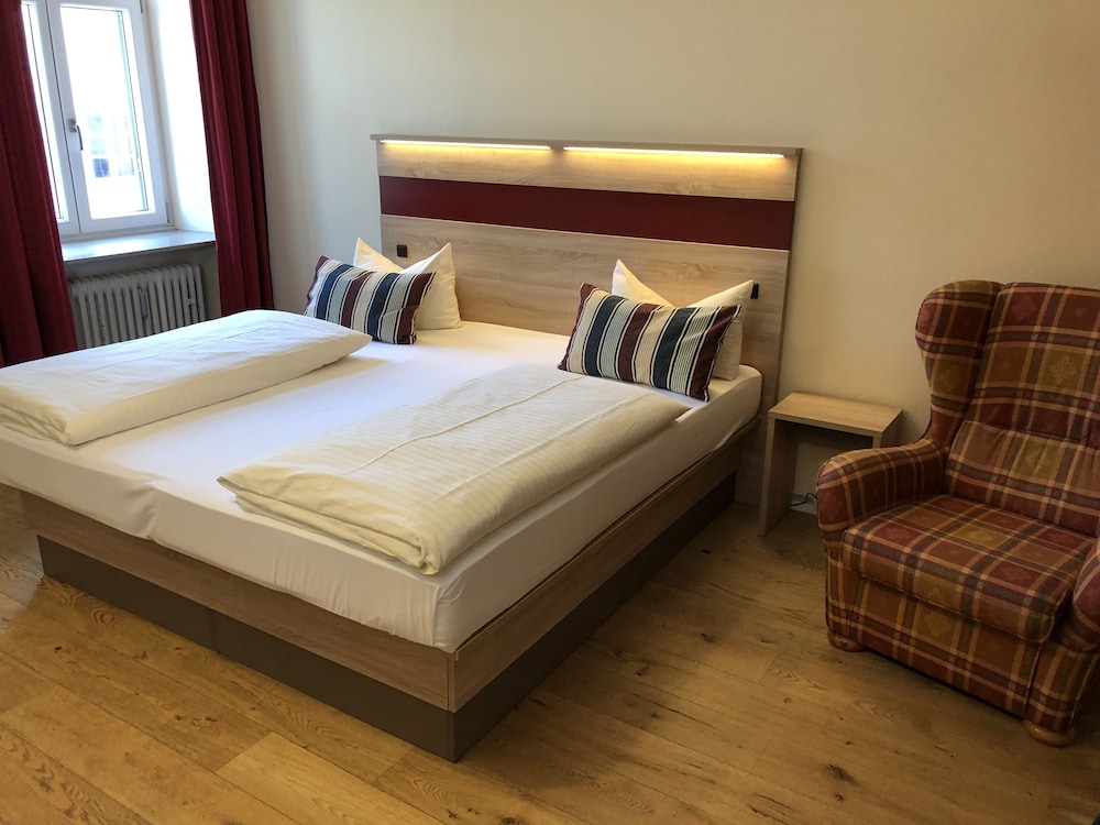 Hotel-Gasthof Flötzinger Bräu 9/21
