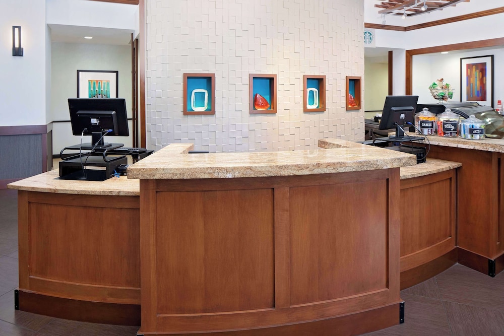 Hyatt Place Ontario/Rancho Cucamonga 7/33