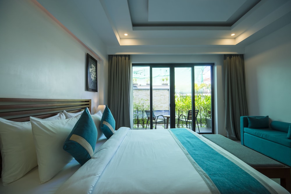 The Tito Suite Residence 12/50