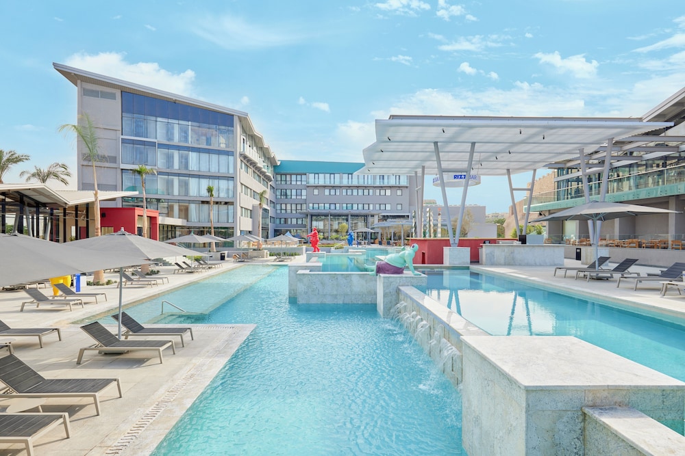 Hyatt Centric Cairo West 46/50