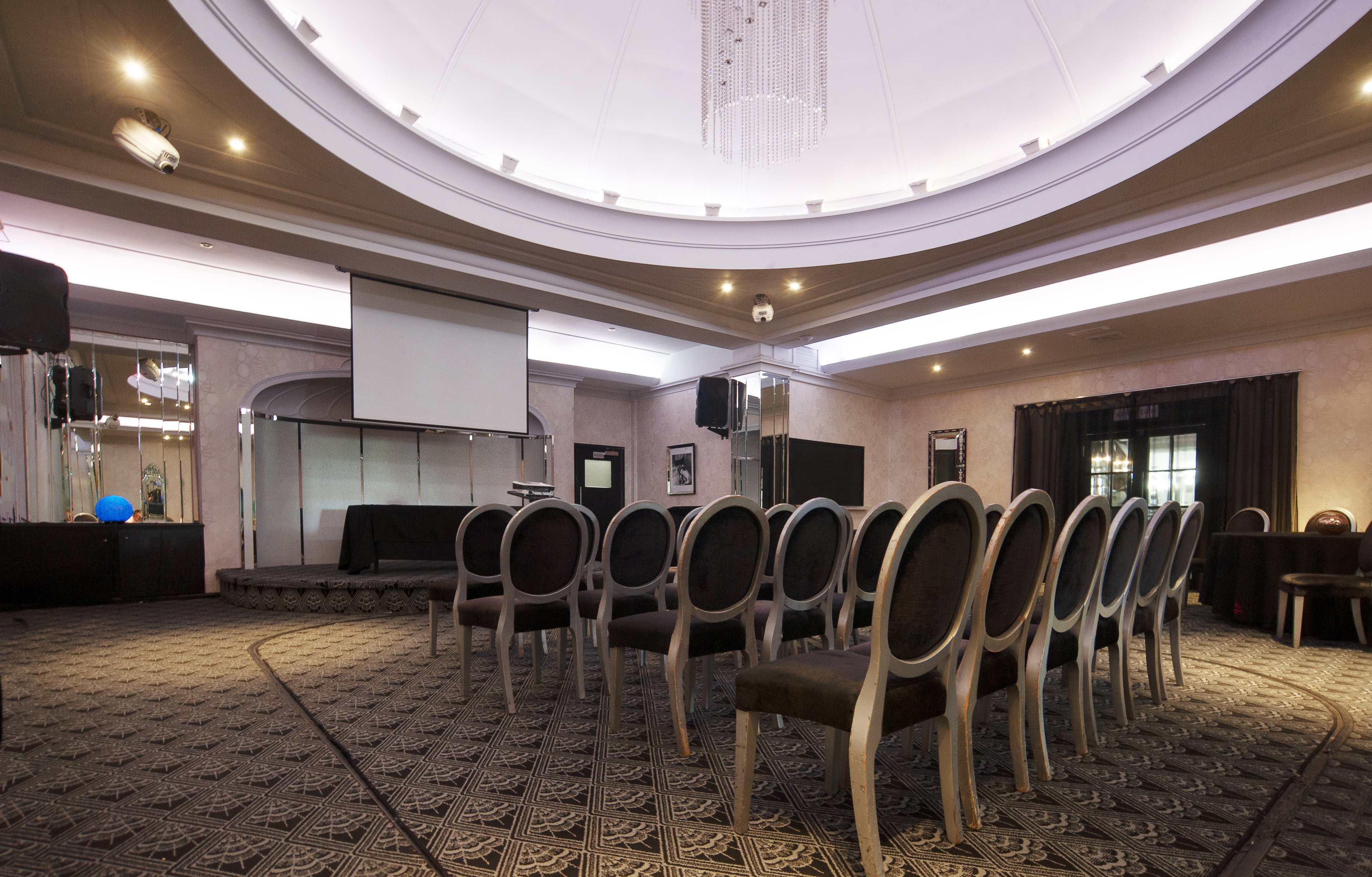 The Cumberland Hotel - Oceana Collection 27/37