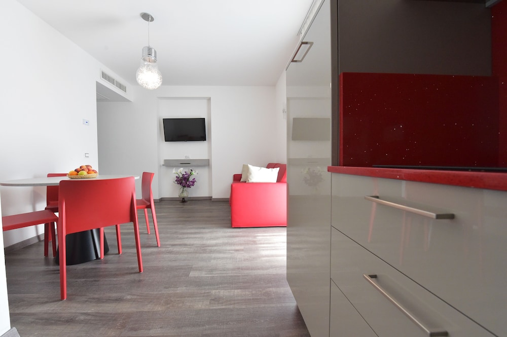 Ecohotel Primavera 60/72