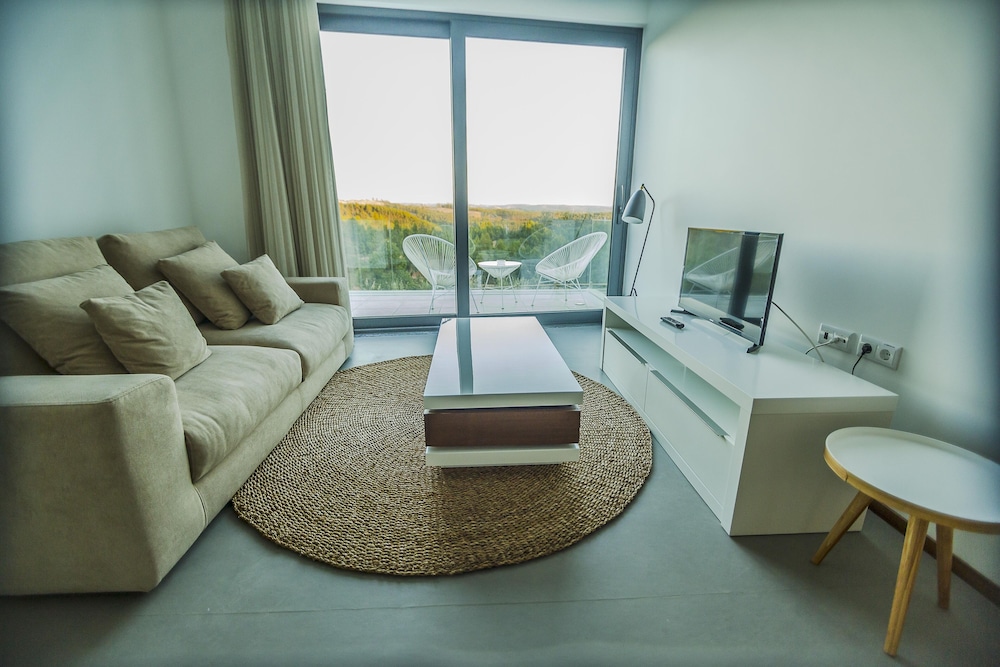 Enigma Nature Water Hotel 50/67