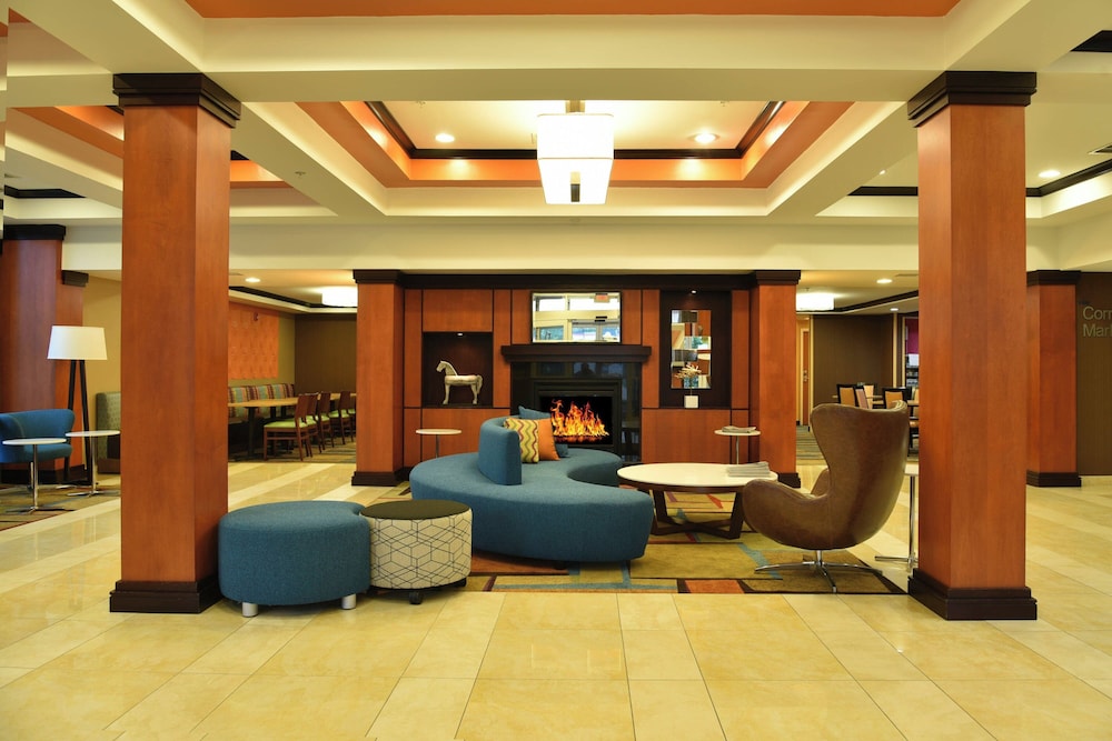 Fairfield Inn & Suites Hartford Airport 23/34