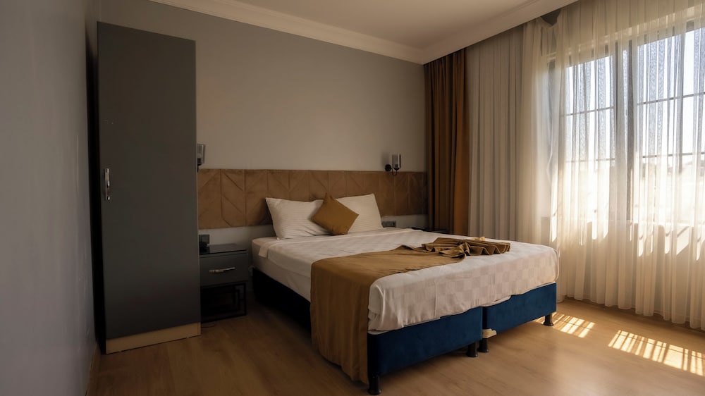 Farina Hotel by Cigno 12/50