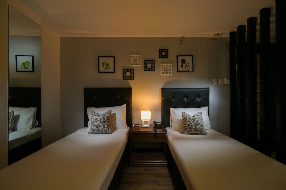 950 Condotel 34/58