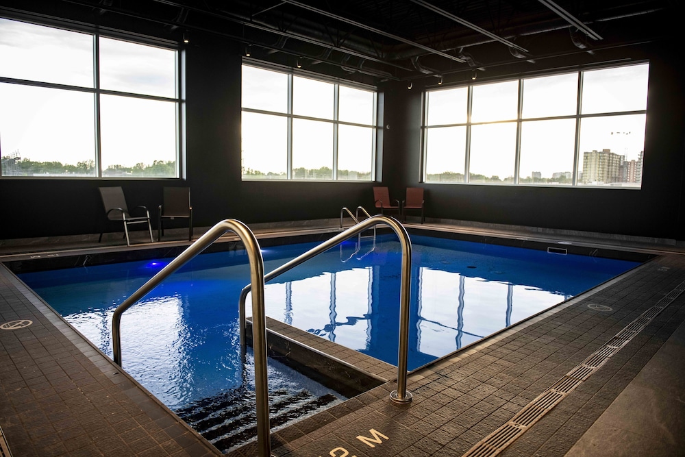 Grand Times Hotel Laval - Centropolis 18/32