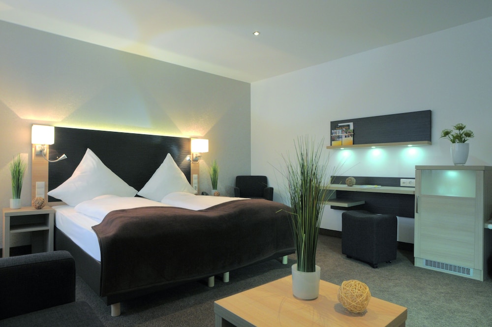 Ringhotel Loew S Merkur 13/59