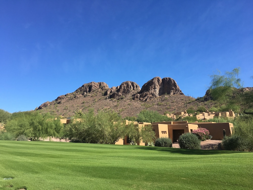 Gold Canyon Golf Resort & Spa 40/50
