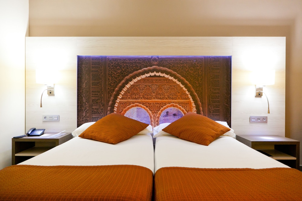 Porcel Sabica Hotel 18/83