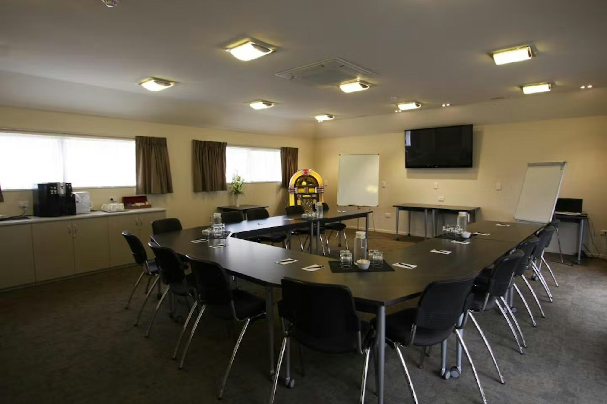 555 Motel Dunedin 6/9