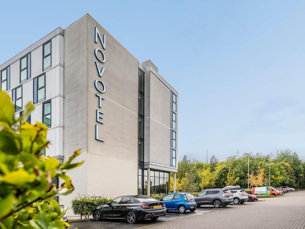 NOVOTEL EDINBURGH PARK 65/71