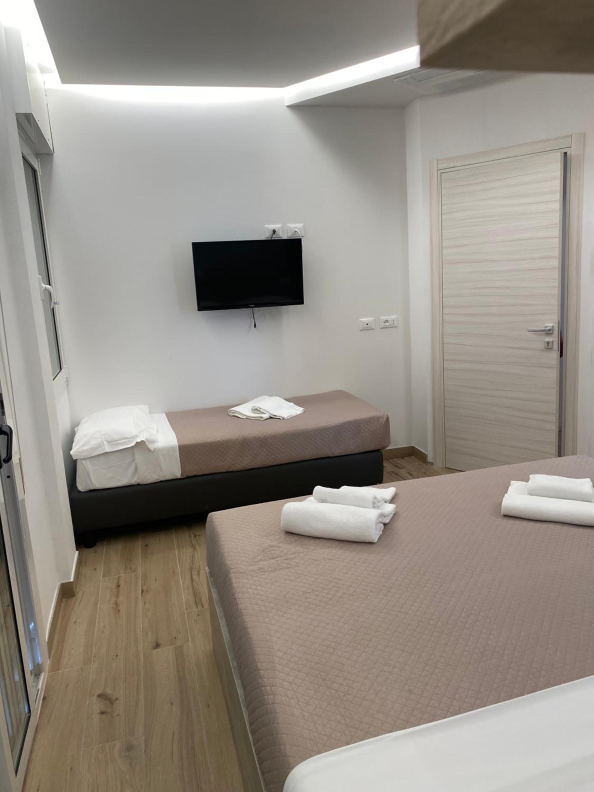 Hotel Sorrento 49/57