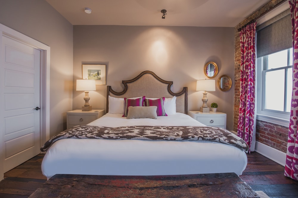 The Windsor Boutique Hotel 9/49