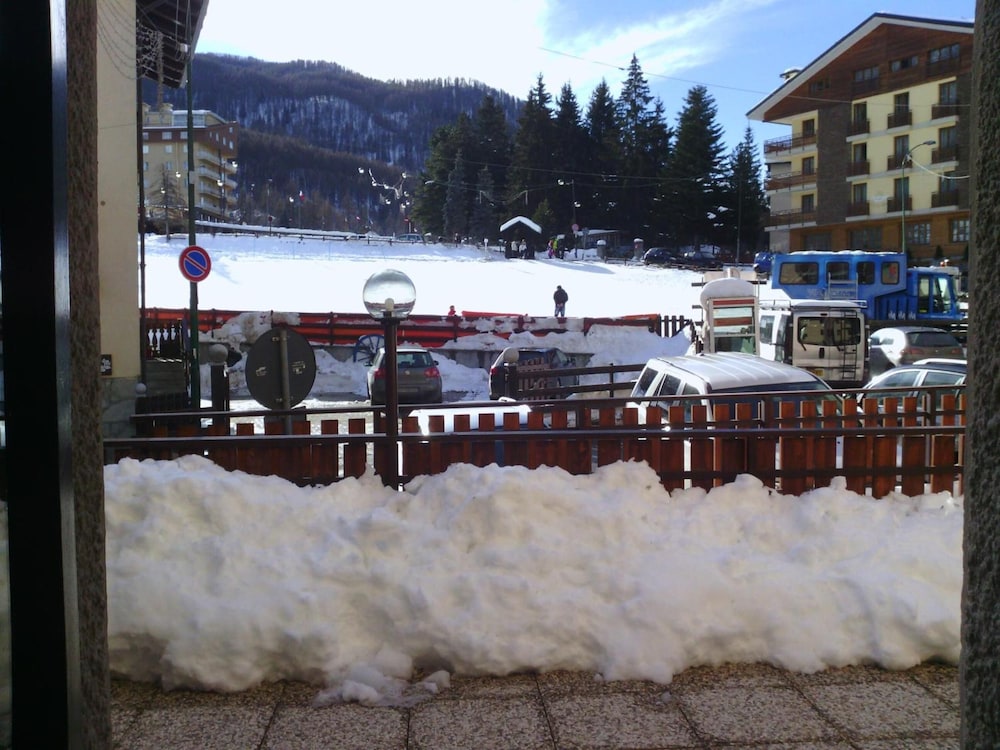 Hotel Savoia 48/57