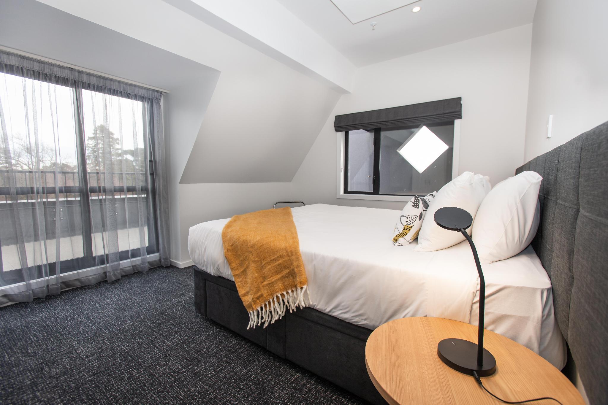 1 Bedroom, Apartment