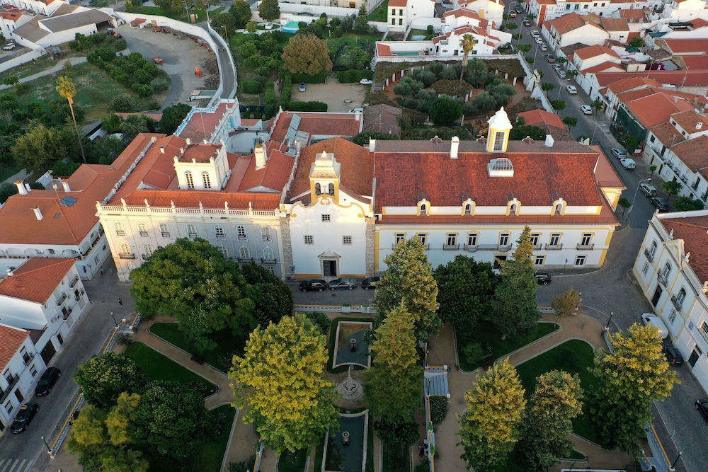 Hotel de Moura 2/50