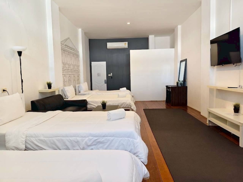 Chino Town Gallery Hostel 23/58